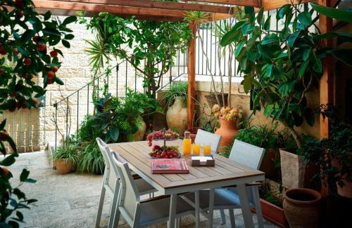 Old City Apartment | alma