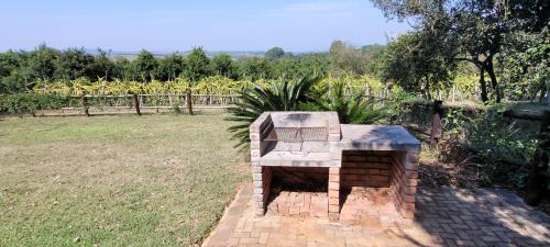 White River Apartment | Aloe Arbour Self-catering cottages