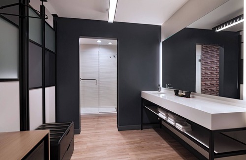 Wetmore Hotel | Aloft San Antonio UTSA Area