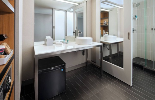 Millbrae Hotel | Aloft San Francisco Airport