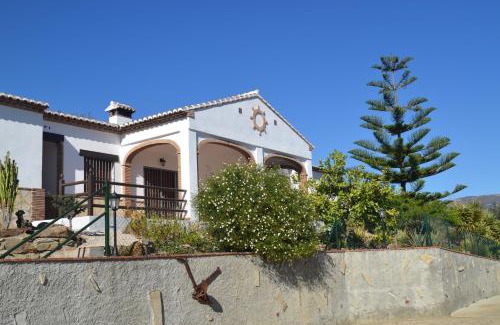 Vinuela House | Alojamientos Huetor