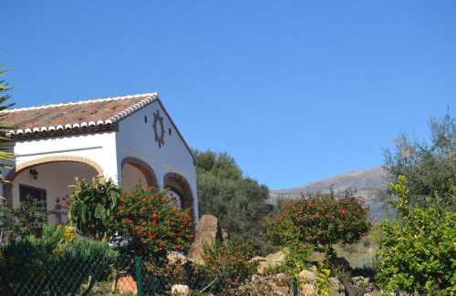 Vinuela House | Alojamientos Huetor