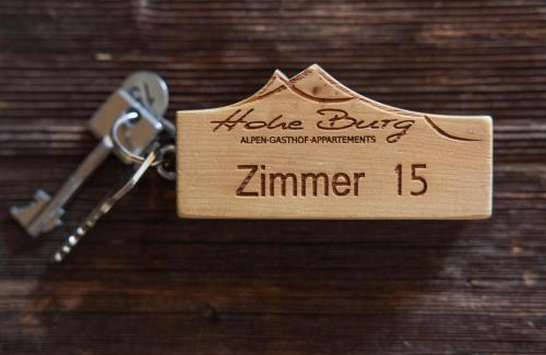 Trins Hotel | Alpen Gasthof Apartments Hohe Burg
