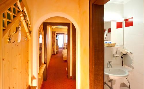 Hintertux Hotel | Alpenbad Hotel Hohenhaus
