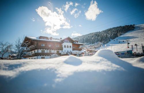 Hundsdorfl Hotel | Alpines Gourmet Hotel Montanara
