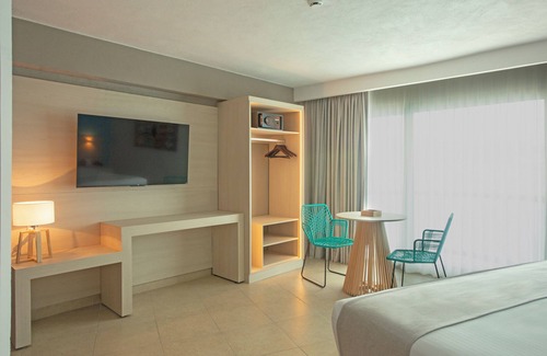 Club Deportivo Resort | Amares Acapulco