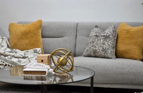 West Edmonton Apartment | Amaville- The Cozy Cave