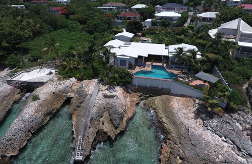 Pelican Key Villa | Amazing Ocean Front Villa in Pelican Key - Pool and Private Ocean Access