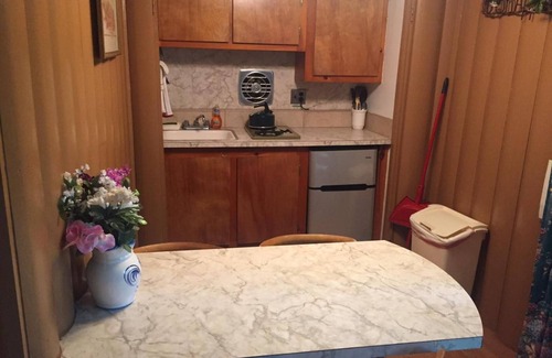 Lake George Hotel | Amber Lantern Lake George Motel and Cottage Rentals