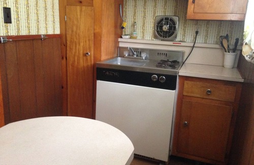 Lake George Hotel | Amber Lantern Lake George Motel and Cottage Rentals
