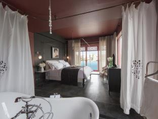 Khlong San Hotel | Amdaeng Bangkok Riverside Hotel