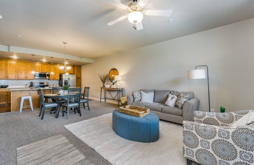 Windsor Condo | Amenities Abound!