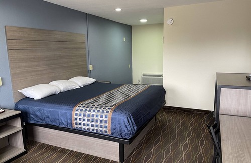 Alexandria Hotel | Americas Best Value Inn Alexandria
