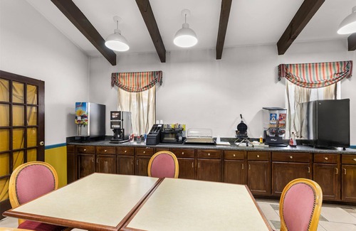 Aberdeen Hotel | Americas Best Value Inn and Suites Aberdeen