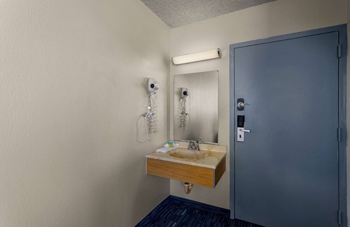 Allison Hotel | Americas Best Value Inn Gallup