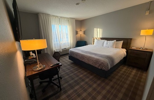 Minot Hotel | AmericInn by Wyndham Minot