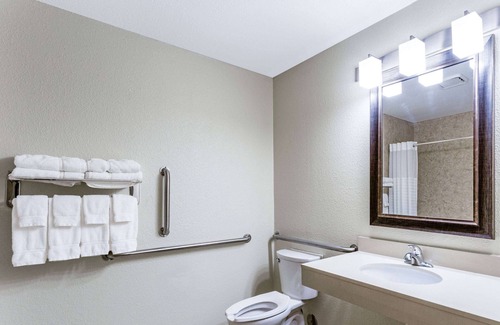 Sleepy Eye Hotel | AmericInn by Wyndham Sleepy Eye