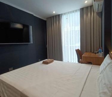 Ba Dinh Hotel | Ami Studio Đội Cấn