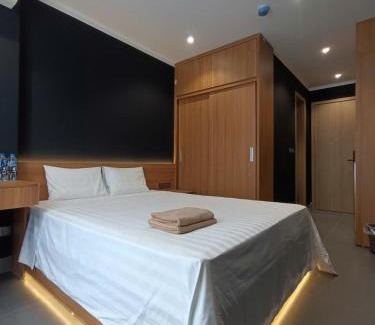 Ba Dinh Hotel | Ami Studio Đội Cấn
