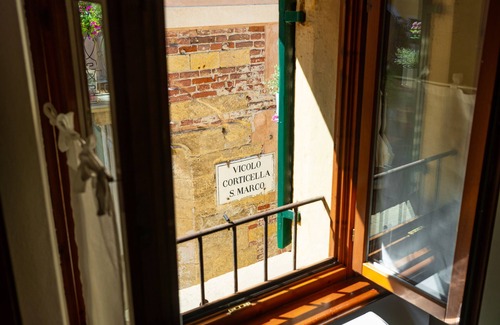 Citta Antica Apartment | Αn exclusive deconsecrated former church residence from 1170