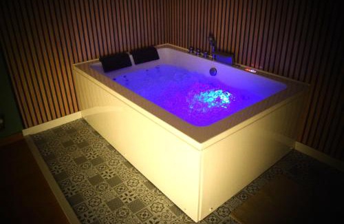 Arenas de San Pedro Apartment | Ananda Gredos Suite