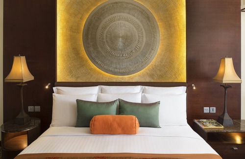 Samre Hotel | Anantara Riverside Bangkok Resort