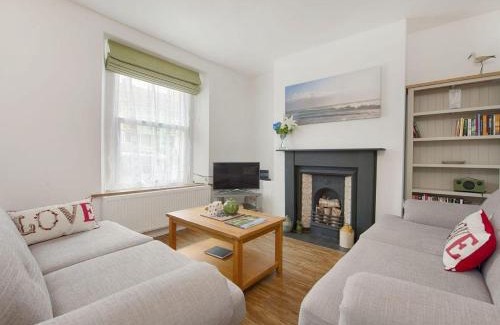 Watchet House | Anchorage
