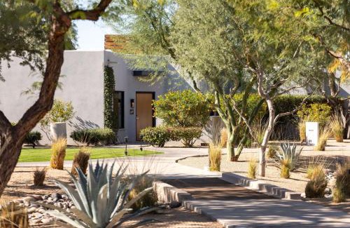 South Scottsdale Resort | Andaz Scottsdale Resort & Bungalows