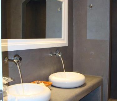 Kamari Hotel | Anema Boutique Hotel & Villas Santorini