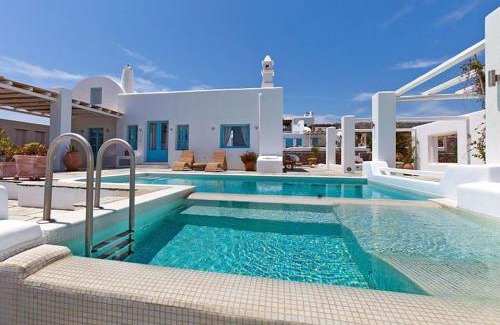 Kamari Hotel | Anema Boutique Hotel & Villas Santorini