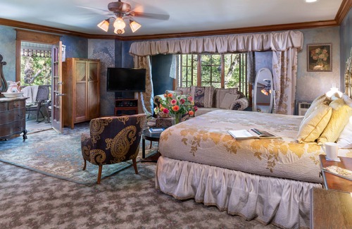 Eureka Springs Historic District Bed & Breakfast | Angel At Rose Hall