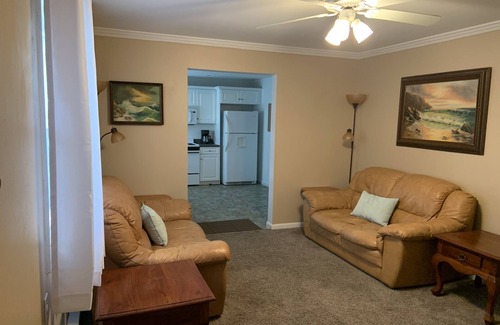 Anglesea Apartment | Anglesea Escape - Easy walk to Scenic Seawall, Beaches, Restaurants and Bars!
