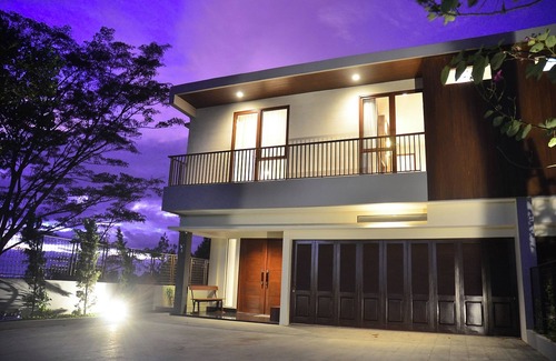 Bandung Villa | Anindya Hill View Villa 7 bedrooms with a private swimming pool