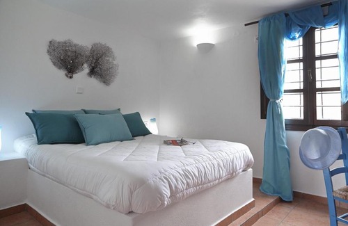Agia Paraskevi Apartment | Anna Traditional Apartments