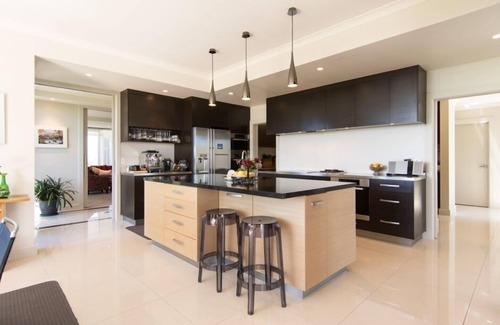 Tasman House | Ansarli Estate - Stunning Architecturally designed Contemporay Home