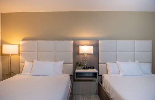 Globe - Miami Resort | Apache Gold Resort Hotel