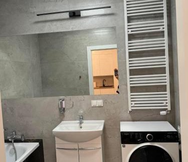 Jezyce Apartment | Apartament JANICKIEGO 159 parking free
