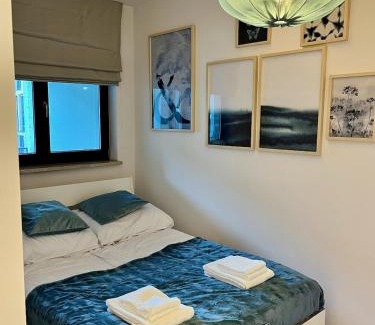 Muranow Apartment | Apartament NiePokorny