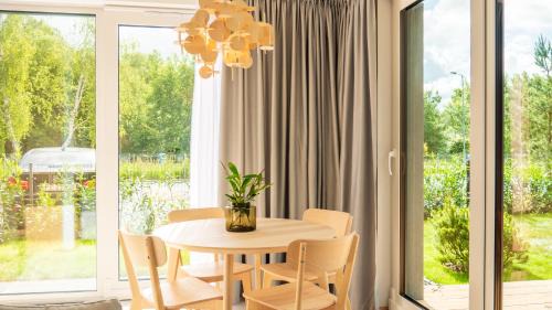 Dzwirzyno Villa | Apartament w willi z ogrodem SurfingBird Dźwirzyno