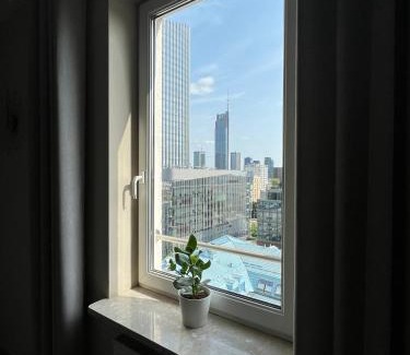 Mirow Apartment | Apartament z widokiem na centrum i darmowym parkingiem