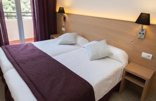 Puerto San Miguel Apartment | Apartamentos San Miguel Park & Esmeralda Mar