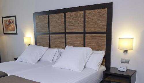 Camposeiras Hotel | Aparthotel Attica21 As Galeras