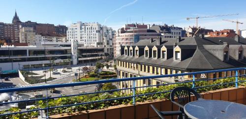 La Corredoria y Ventanielles Apartment | Aparthotel Campus