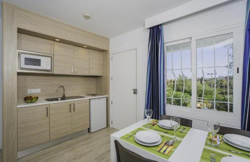 Ses Rotes Velles Apartment | Aparthotel Holiday Center