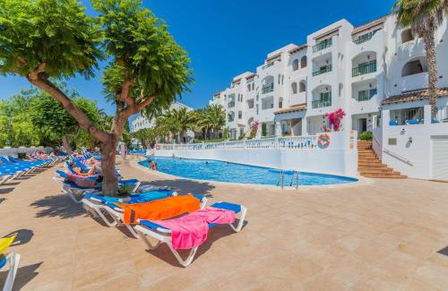 Ses Rotes Velles Apartment | Aparthotel Holiday Center
