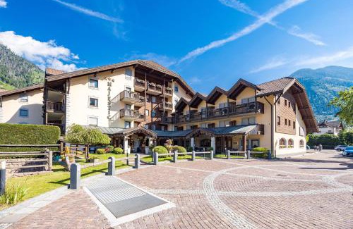 Predazzo Apartment | Aparthotel Majestic