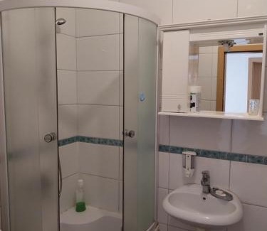 Velji Vinogradi Apartment | Apartman Budva