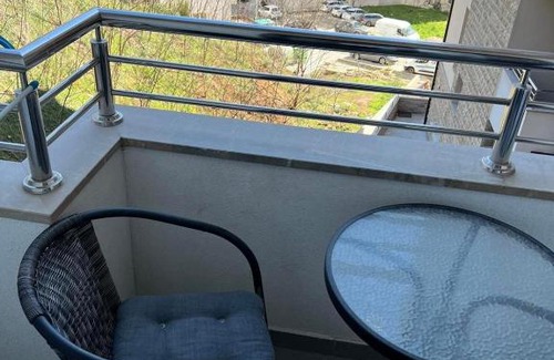 Becici Apartment | Apartman darko