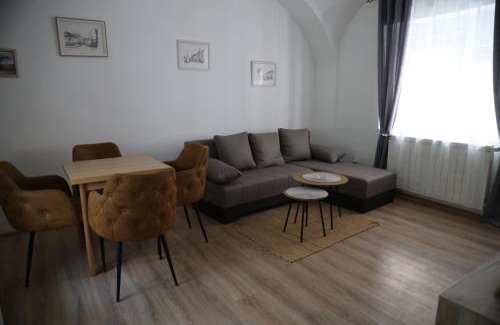 Vrsac Apartment | Apartman Piazza