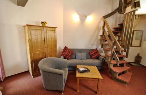 Todtnauberg Apartment | Apartment 16 - Ferienresidenz Roseneck, Galeriewohnung, mit Schwimmbad in Todtnauberg bei Feldberg